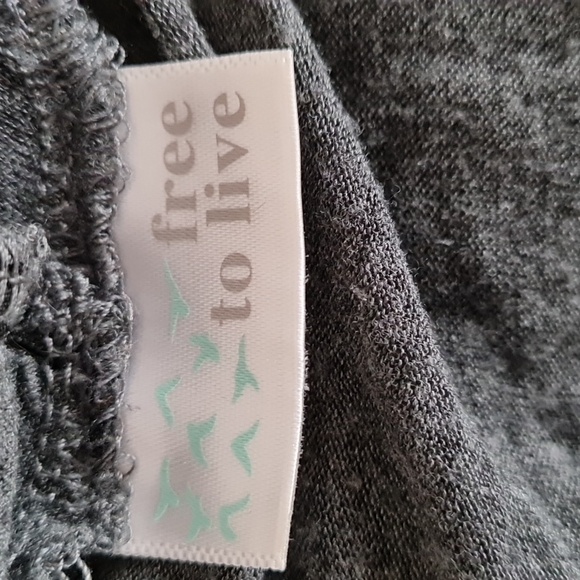 FREE TO LIVE grey cardian, super soft and lightweight, good used condition - Picture 4 of 4